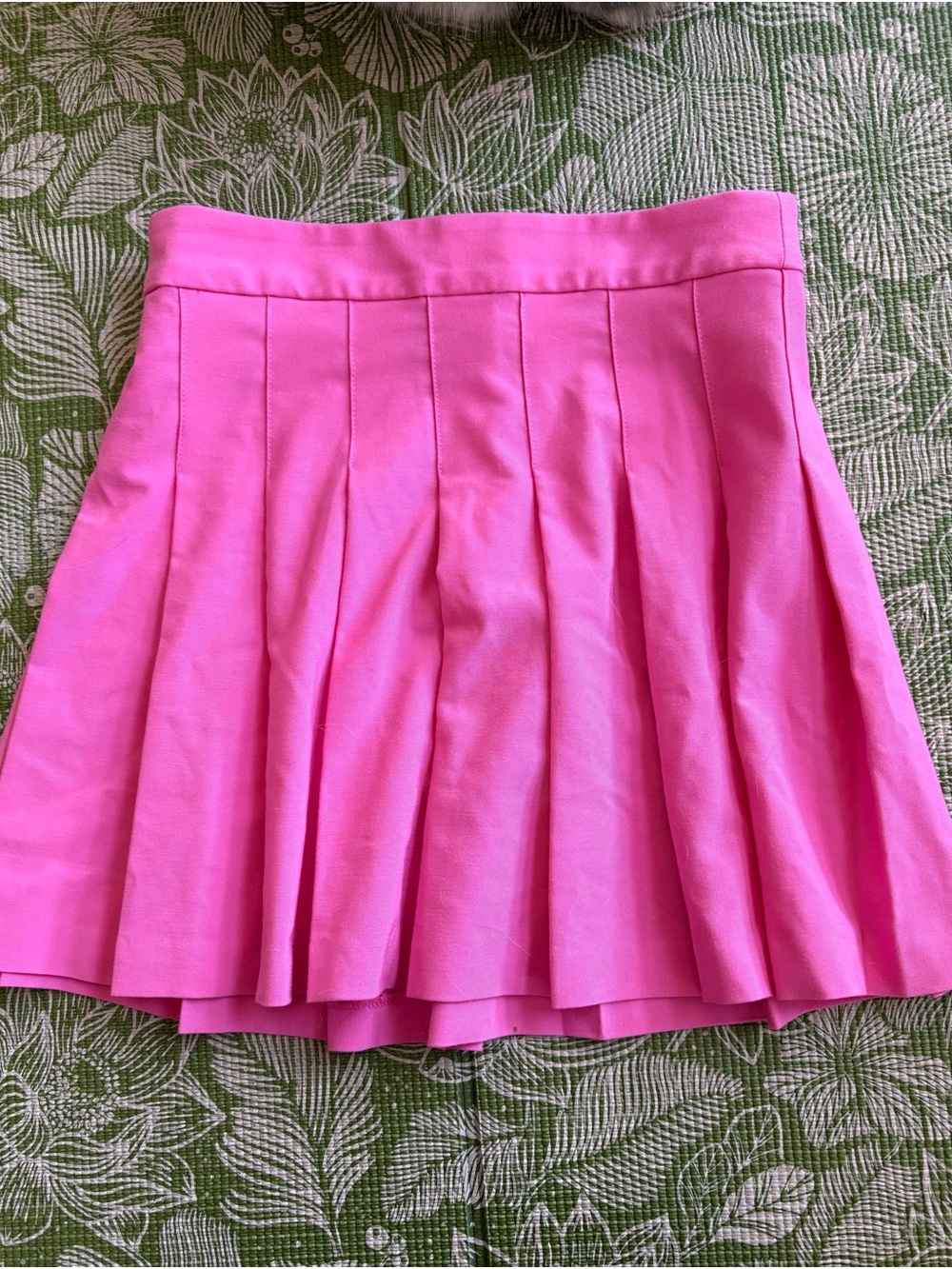 Sunday Best Women’s Pink Pleated Skirt